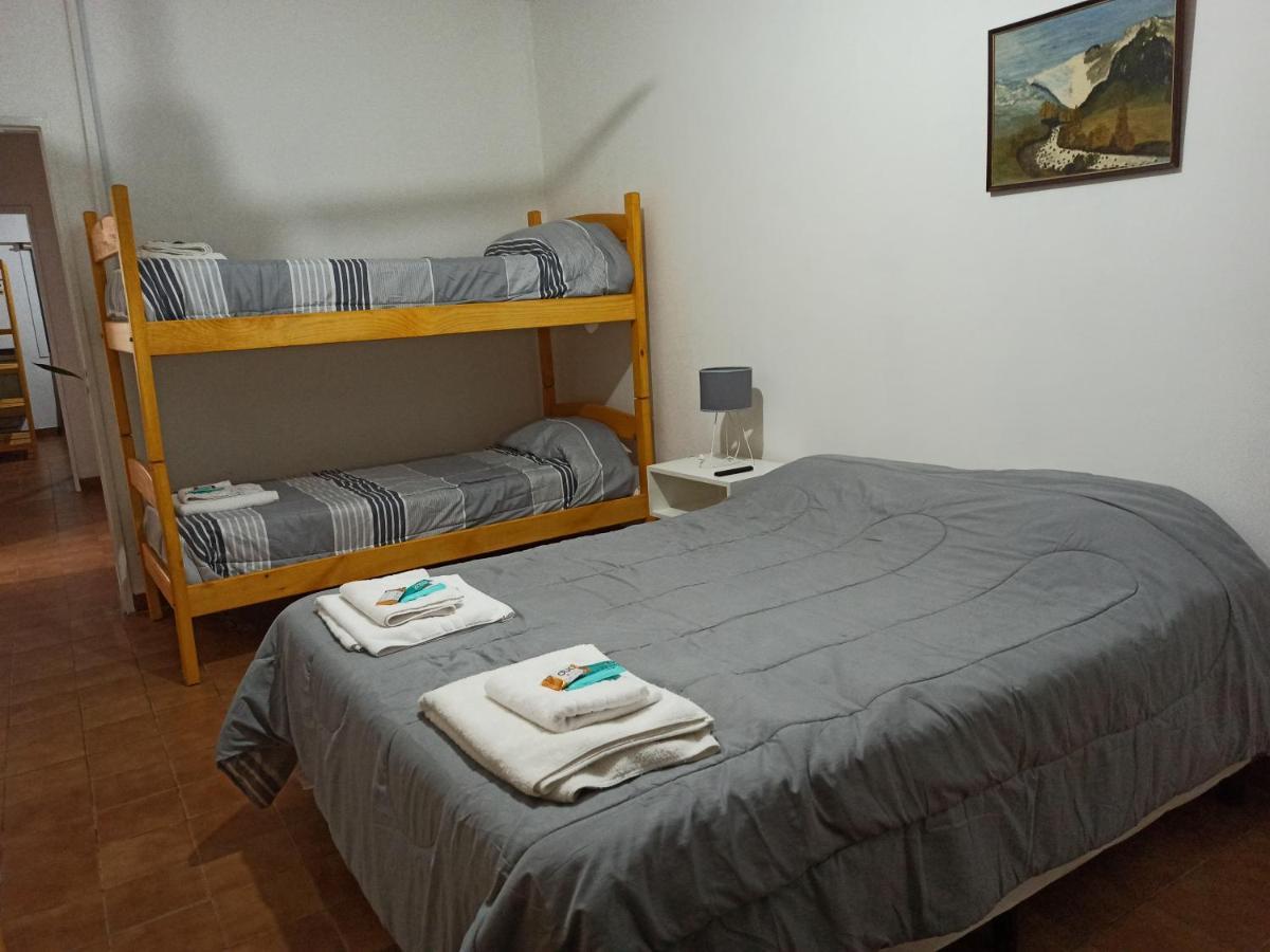 El Faro Hostel Puerto Madryn Exterior photo